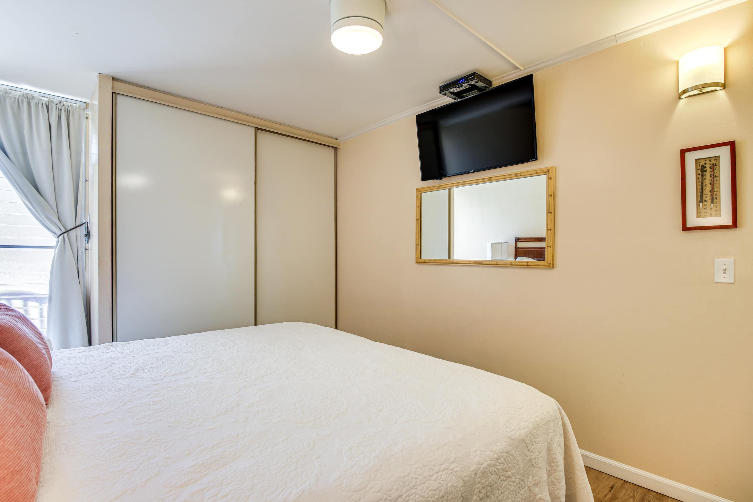 Condo in Kihei · ★4.64 · 1 bedroom · 2 beds · 1 private bath - Image 13