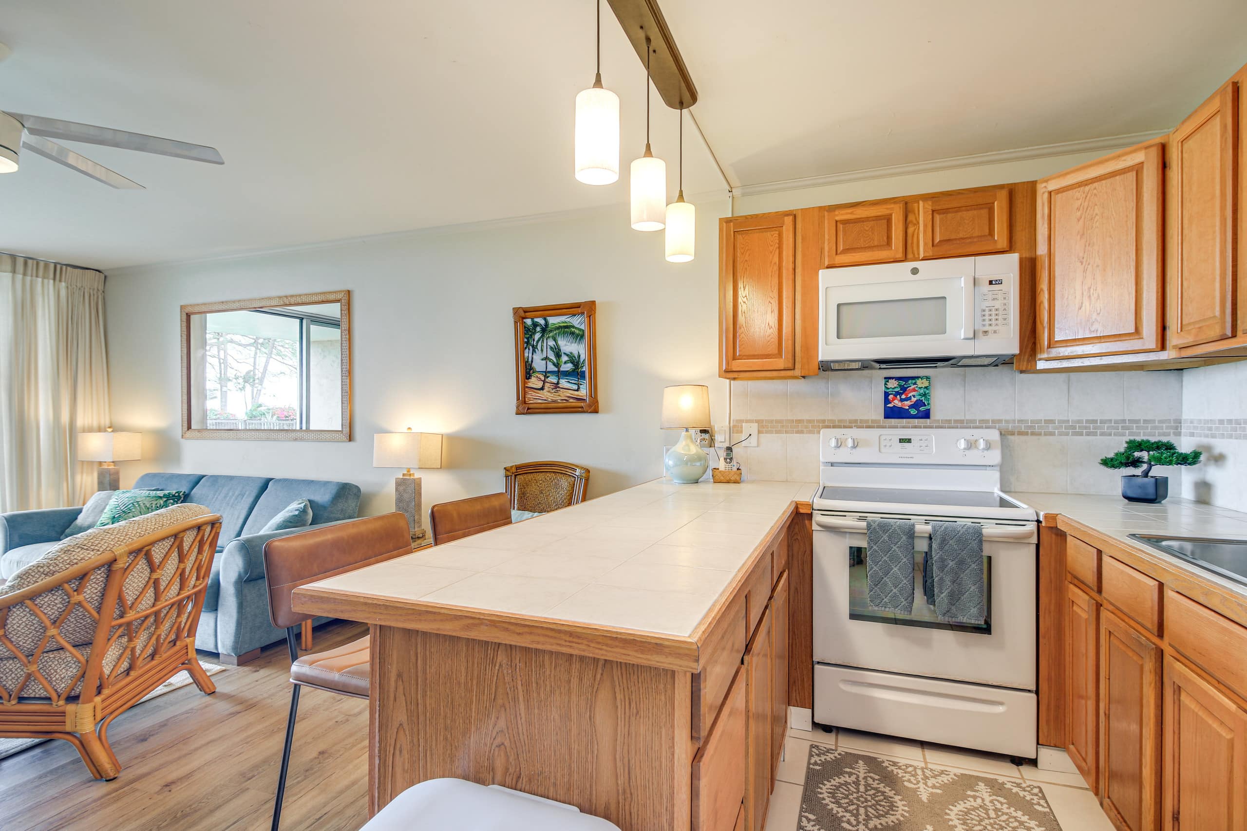 Condo in Kihei · ★4.64 · 1 bedroom · 2 beds · 1 private bath - Image 10