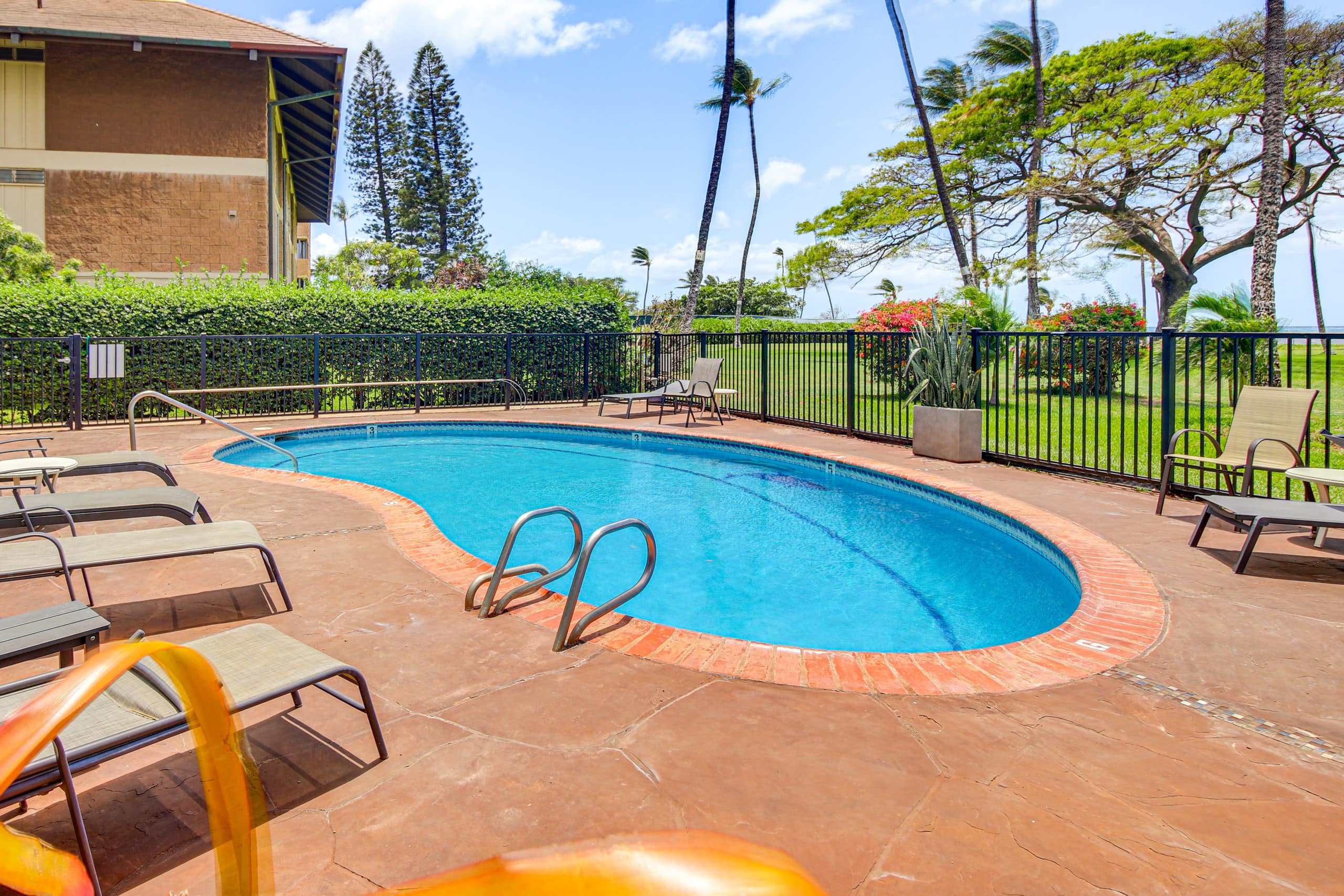 Condo in Kihei · ★4.64 · 1 bedroom · 2 beds · 1 private bath - Image 25