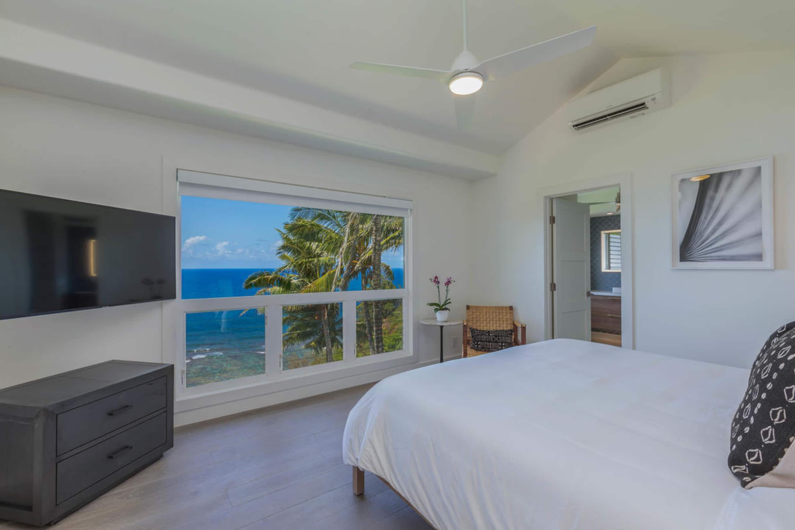 Home in Princeville · ★4.92 · 4 bedrooms · 4 beds · 4.5 baths - Image 24