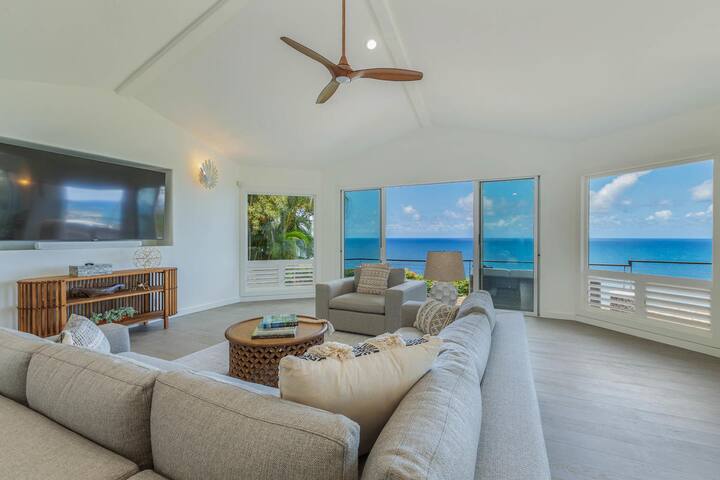 Honu Awa: Oceanfront Home w/Pool, A/C, Cliff Views gallery image 2