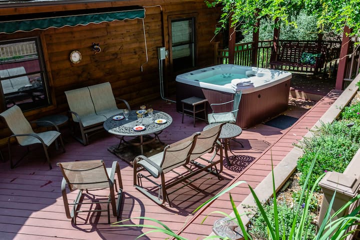 Vacation Properties Made Simple managed Airbnb listing 2