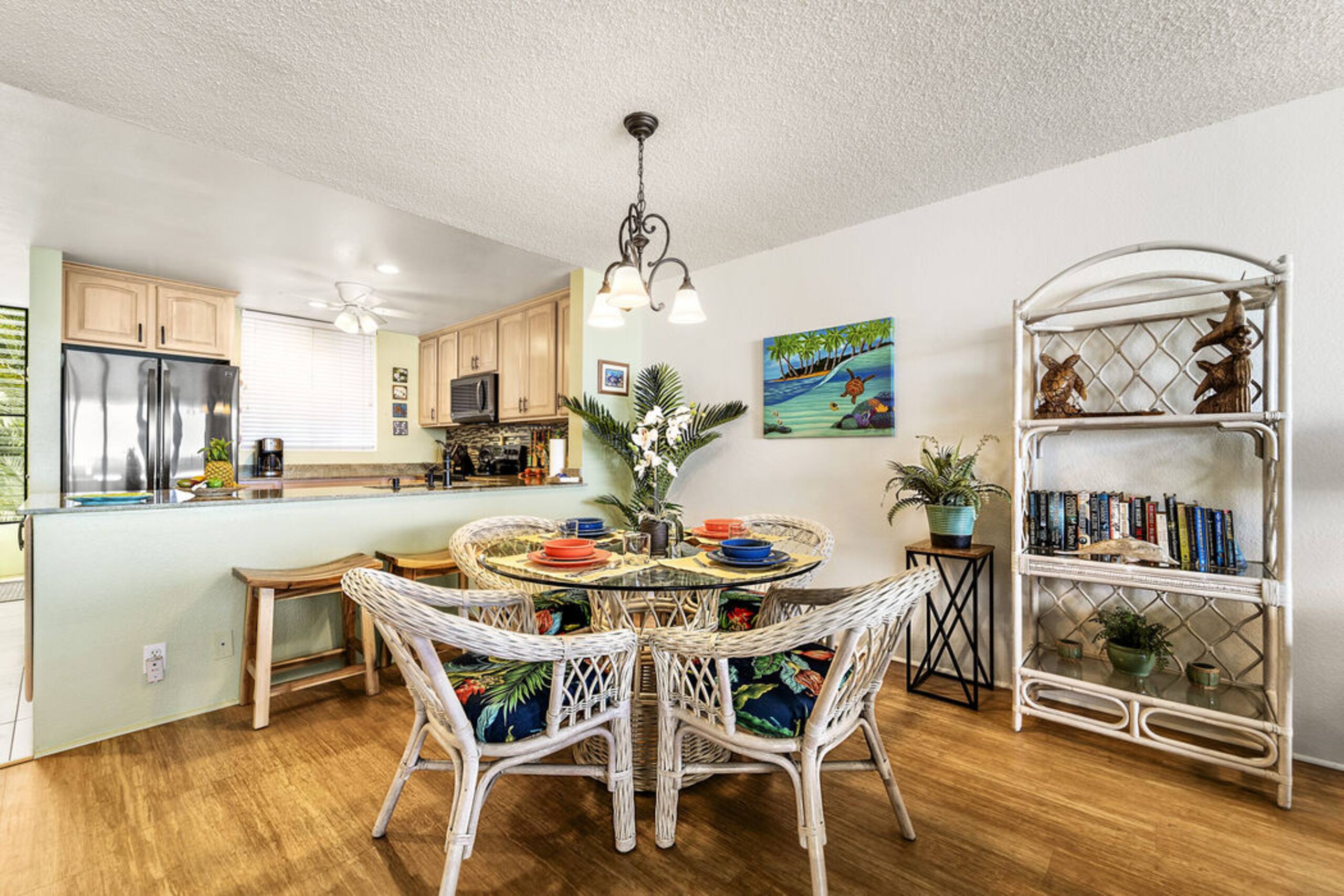 Condo in Kailua-Kona · ★4.83 · 2 bedrooms · 2 beds · 2 baths - Image 12