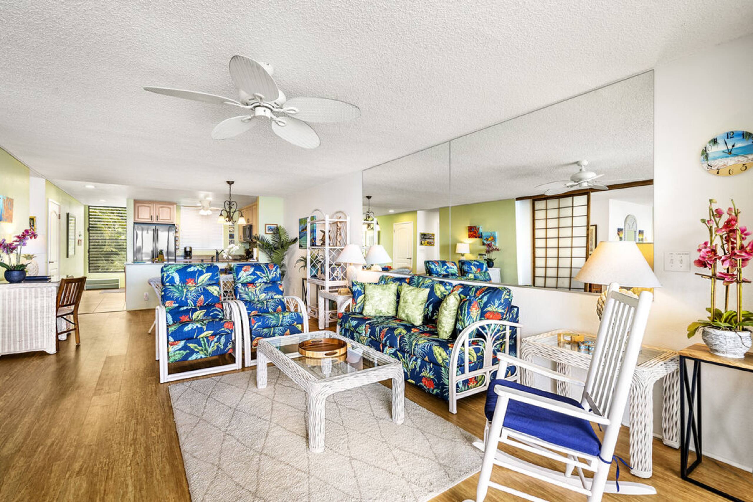 Condo in Kailua-Kona · ★4.83 · 2 bedrooms · 2 beds · 2 baths - Image 2