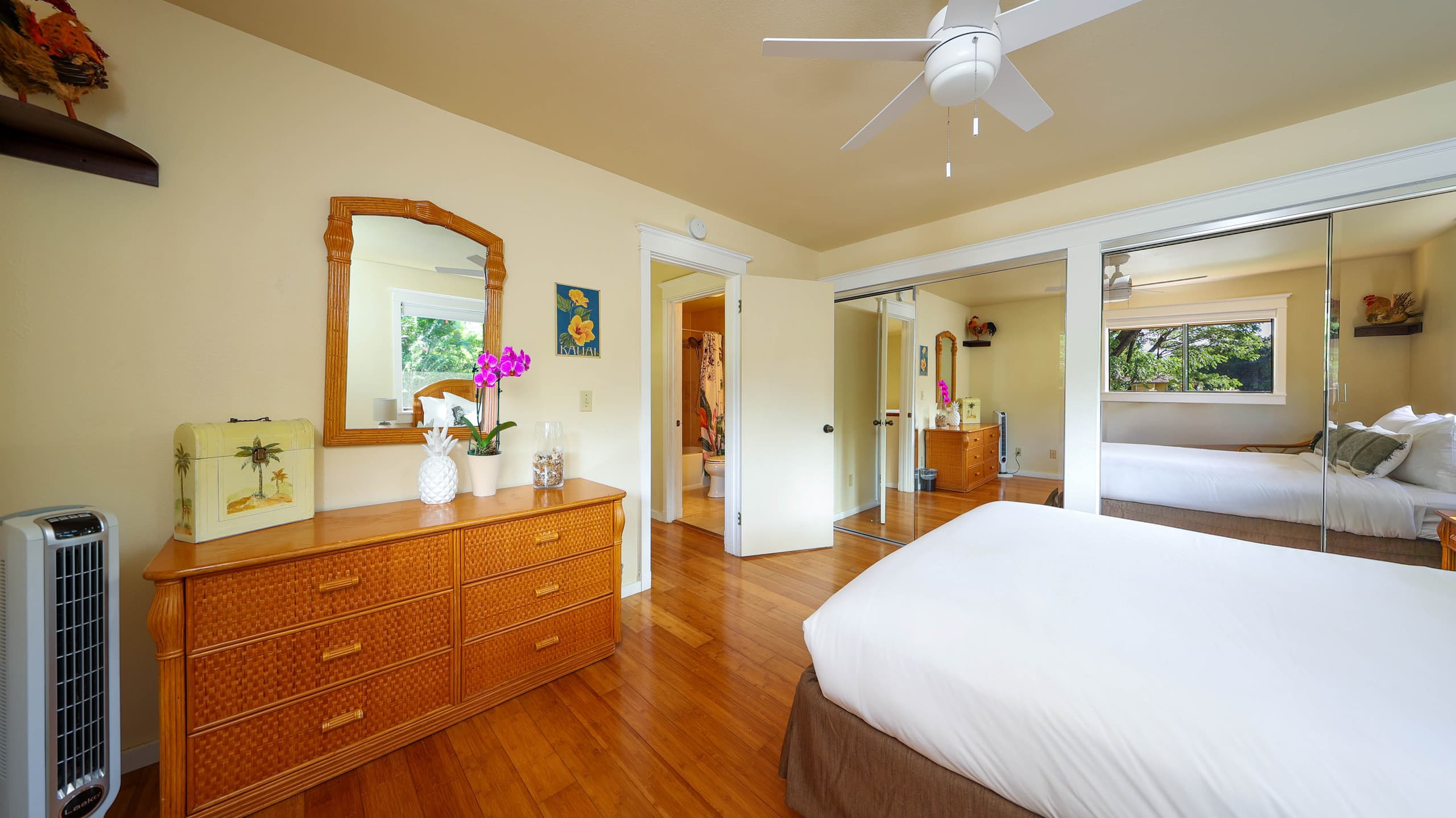 Condo in Princeville · ★4.88 · 2 bedrooms · 2 beds · 1 shared bath - Image 10