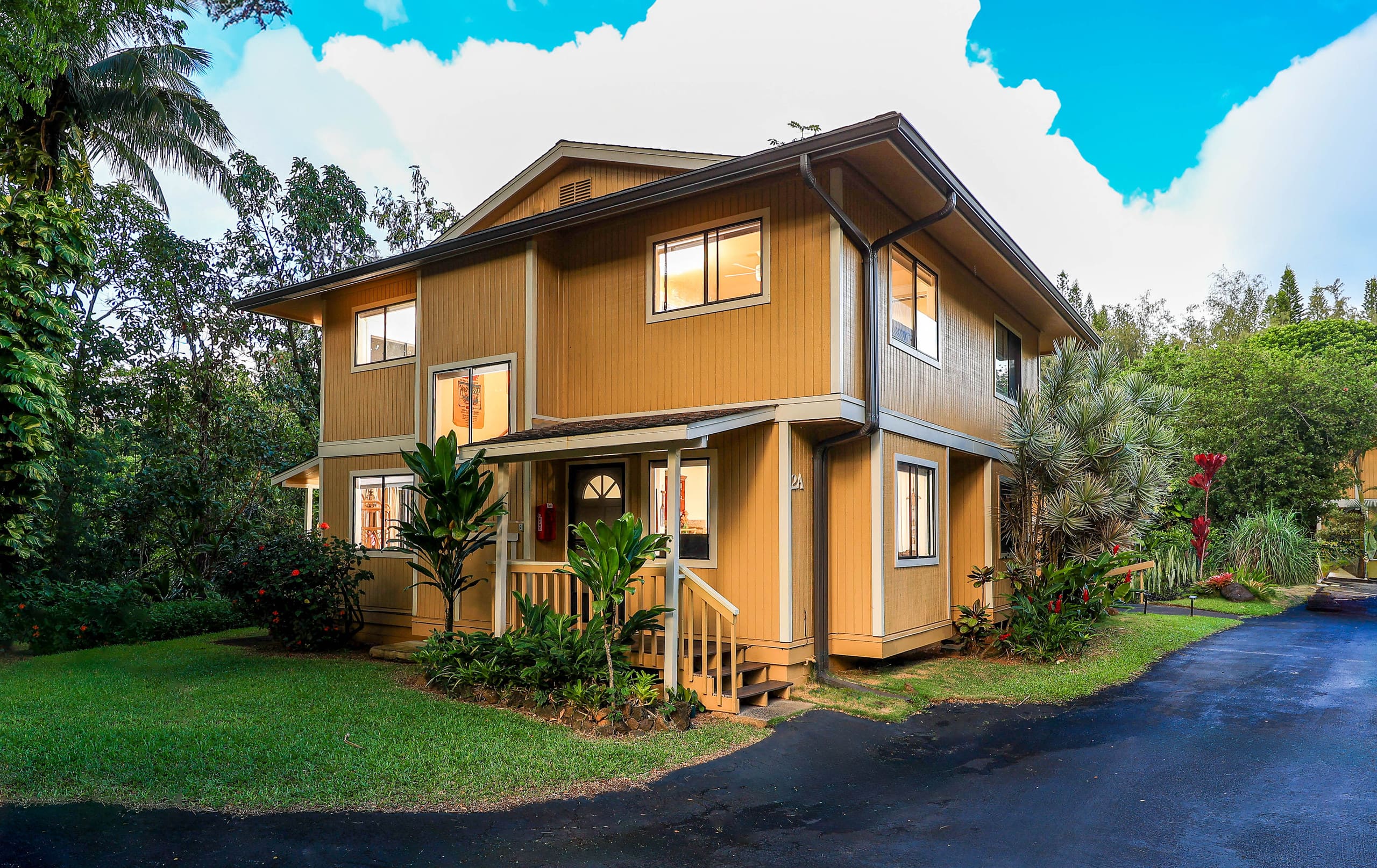 Condo in Princeville · ★4.88 · 2 bedrooms · 2 beds · 1 shared bath - Image 19