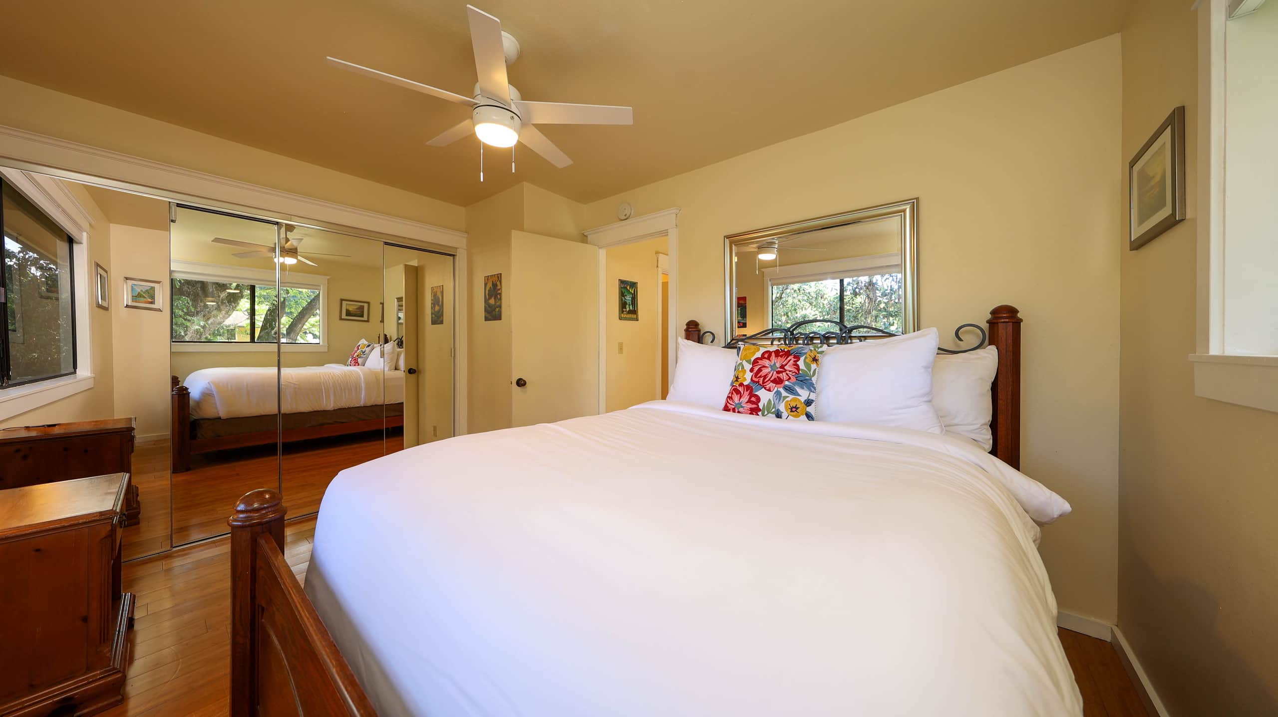 Condo in Princeville · ★4.88 · 2 bedrooms · 2 beds · 1 shared bath - Image 11