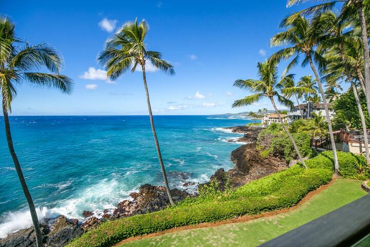 Unique Oceanfront Condo with AC gallery image 4