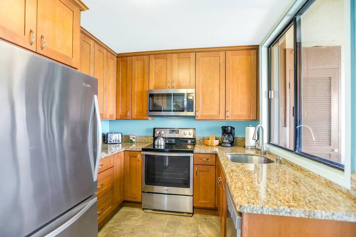 Unique Oceanfront Condo with AC gallery image 5