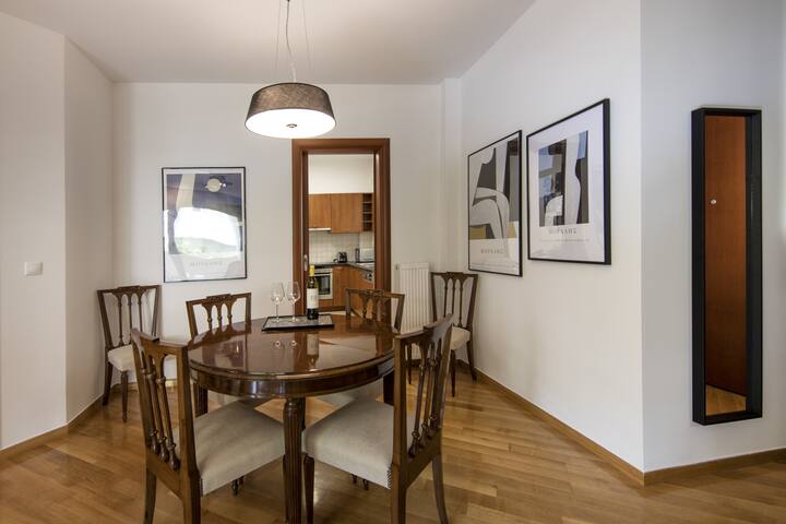 2 Bdr apt, Vdsl, 2 mins from Acropolis museum gallery image 3