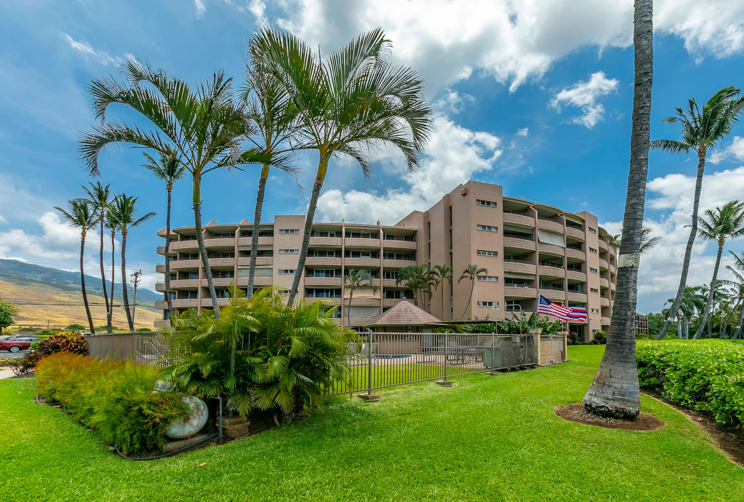 Condo in Wailuku · ★4.66 · 2 bedrooms · 3 beds · 2 shared baths - Image 41