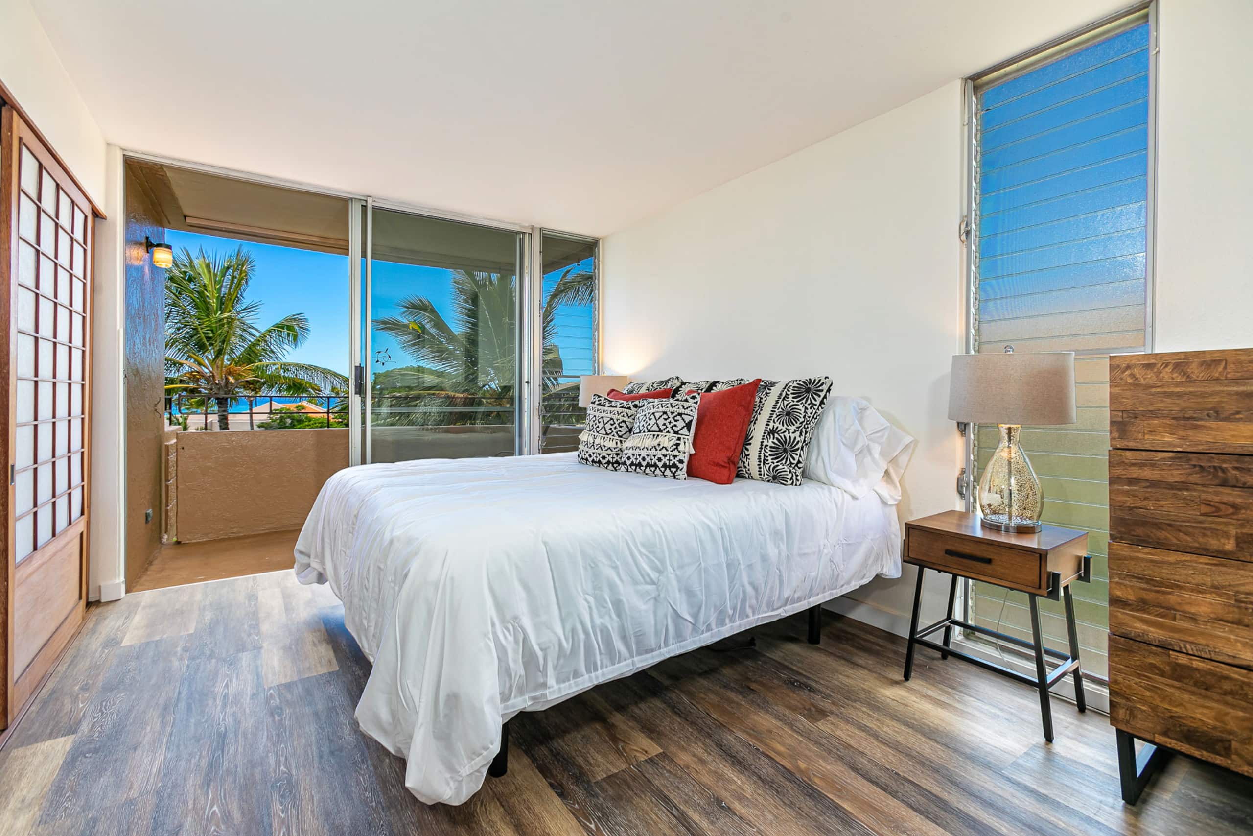 Condo in Wailuku · ★4.66 · 2 bedrooms · 3 beds · 2 shared baths - Image 16