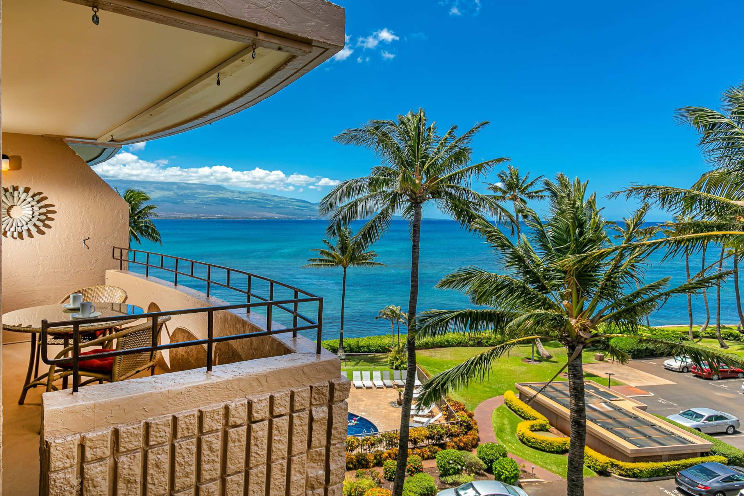 Condo in Wailuku · ★4.66 · 2 bedrooms · 3 beds · 2 shared baths - Image 6