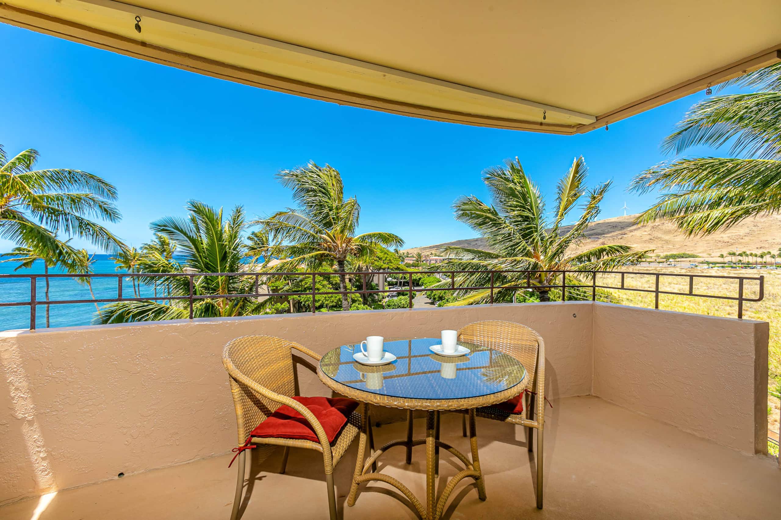 Condo in Wailuku · ★4.66 · 2 bedrooms · 3 beds · 2 shared baths - Image 5