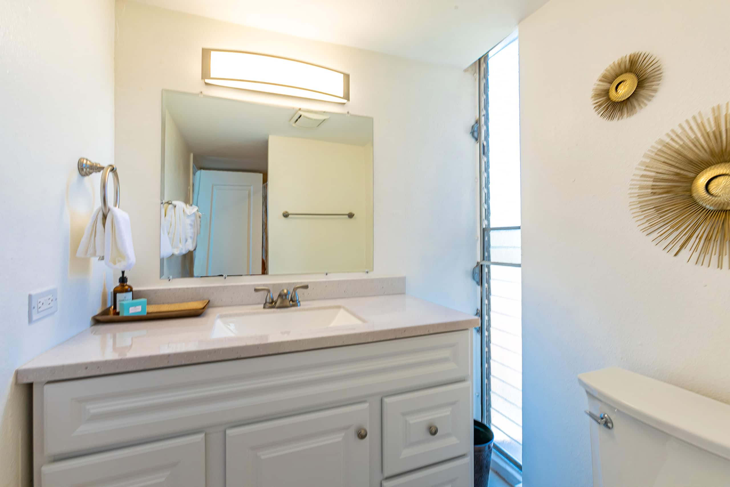 Condo in Wailuku · ★4.66 · 2 bedrooms · 3 beds · 2 shared baths - Image 21