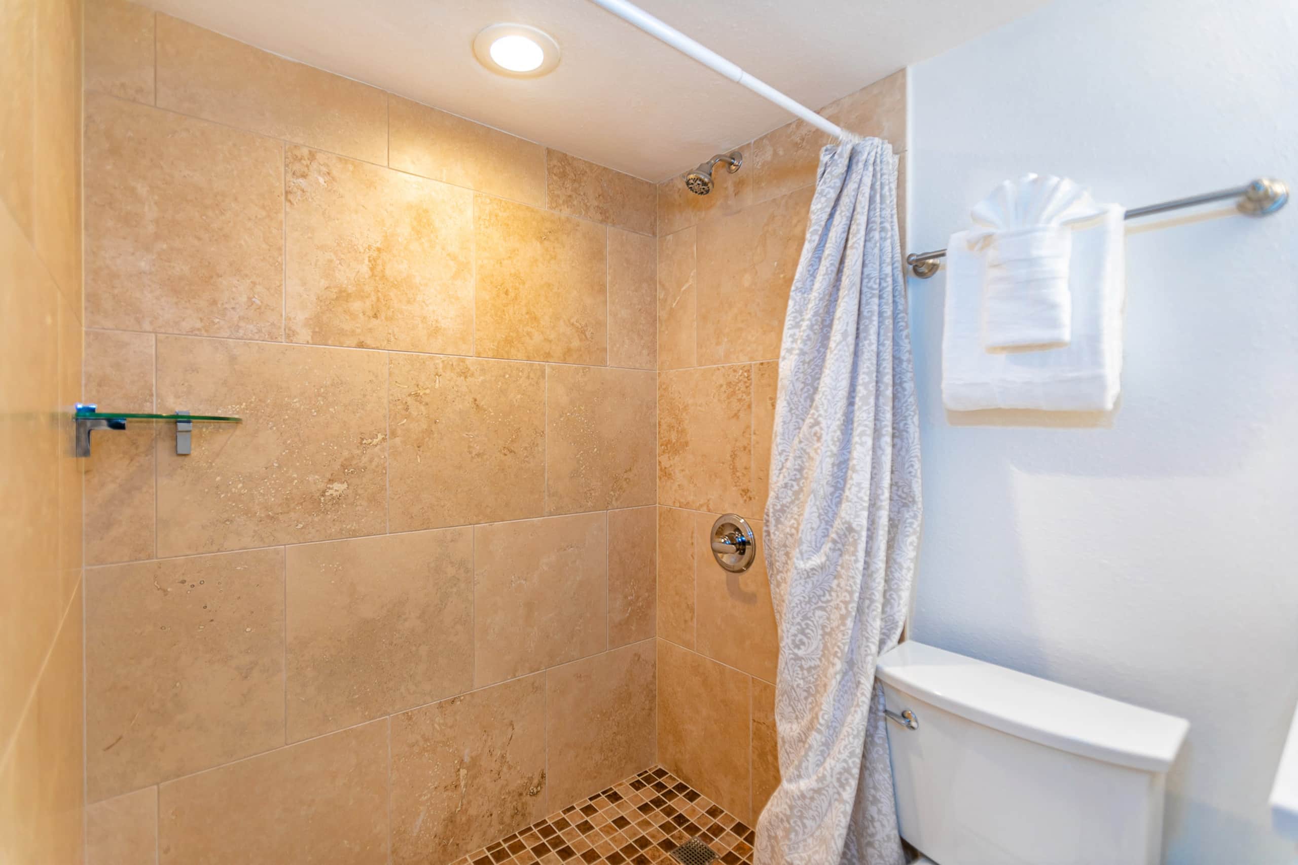 Condo in Wailuku · ★4.66 · 2 bedrooms · 3 beds · 2 shared baths - Image 27