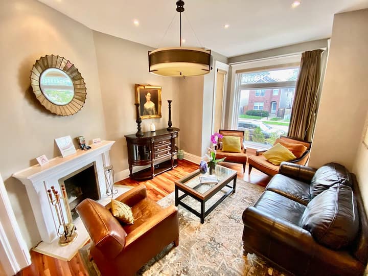 Wohnzimmer (1. Stock)