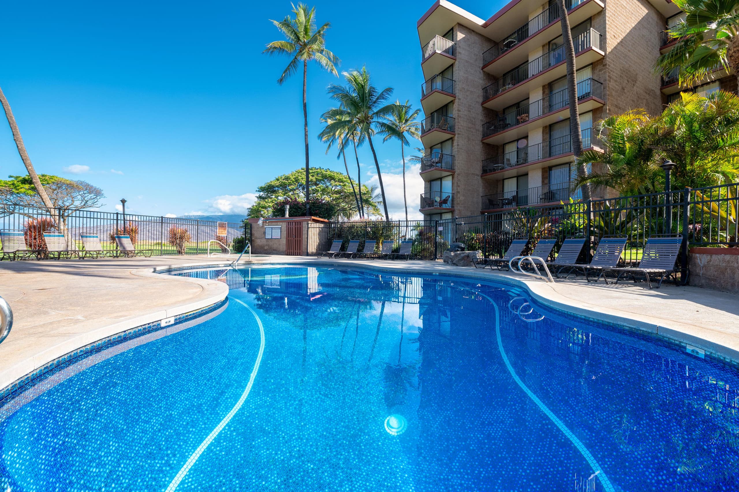 Condo in Kihei · ★4.88 · 2 bedrooms · 2 beds · 2 baths - Image 42