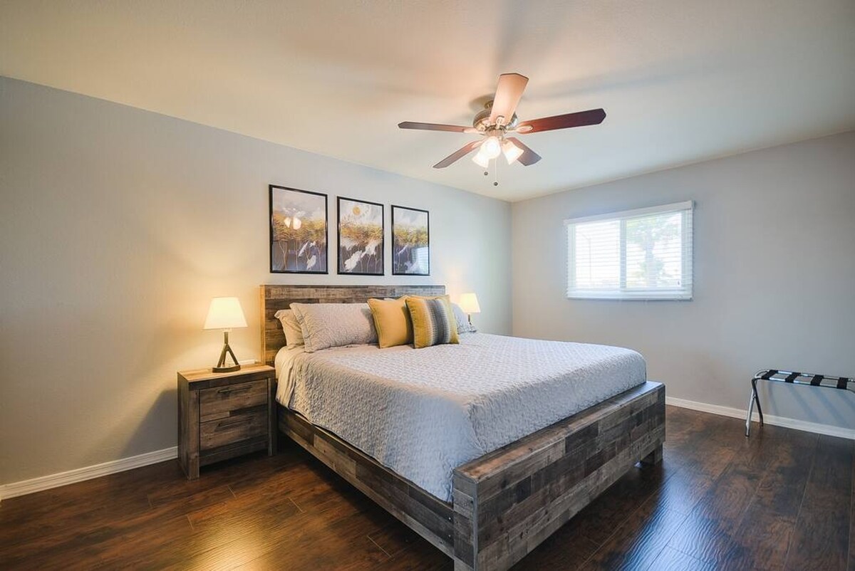 ห้องนอนที่ 2 - เตียงคิงไซส์