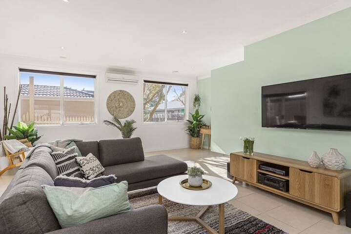 The Richardson gallery image 5