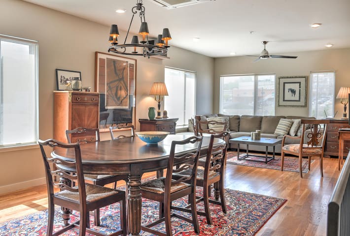 Luxe Townhouse with Garage and Terrace