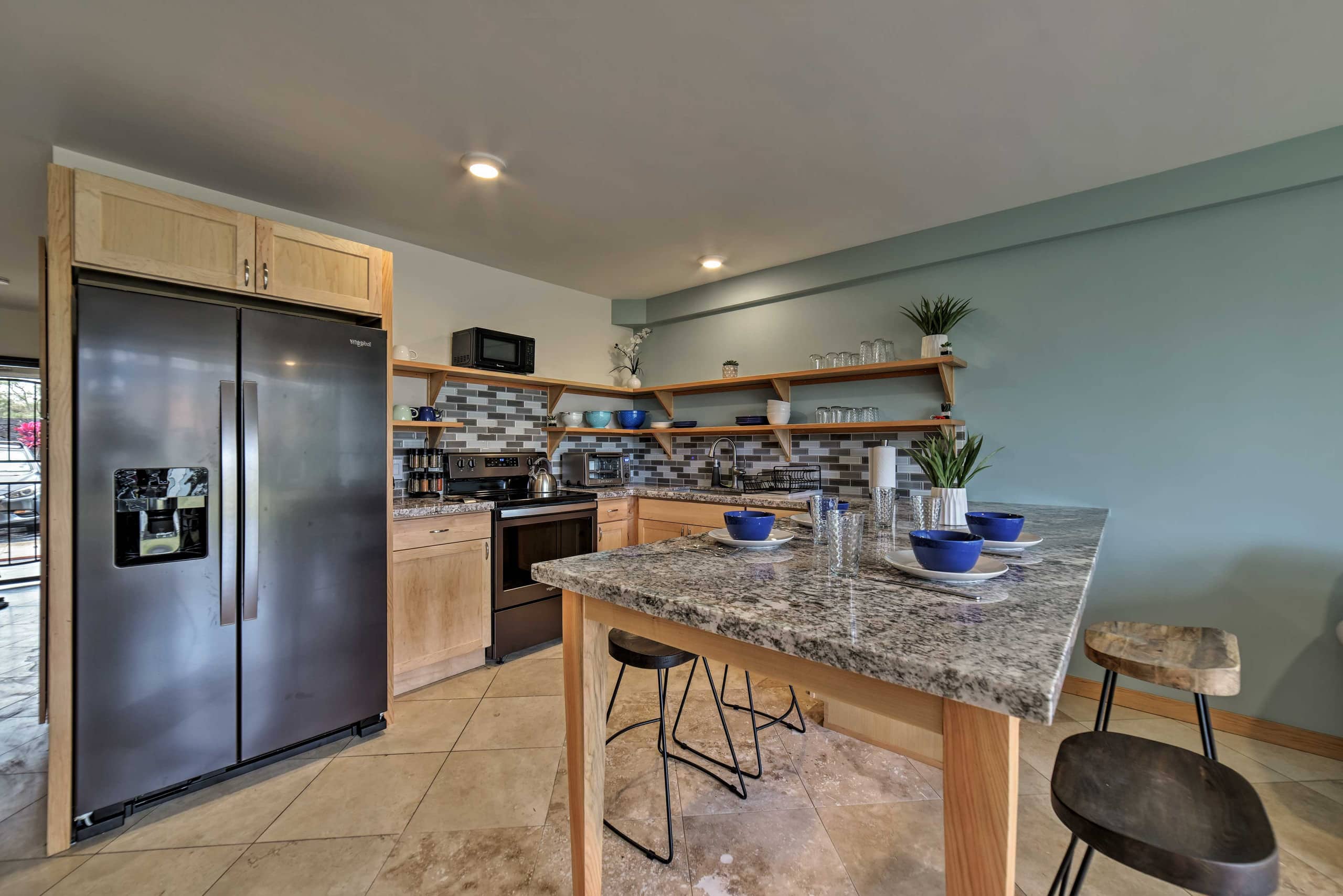 Condo in Paia · ★4.58 · 1 bedroom · 2 beds · 1 private bath - Image 3