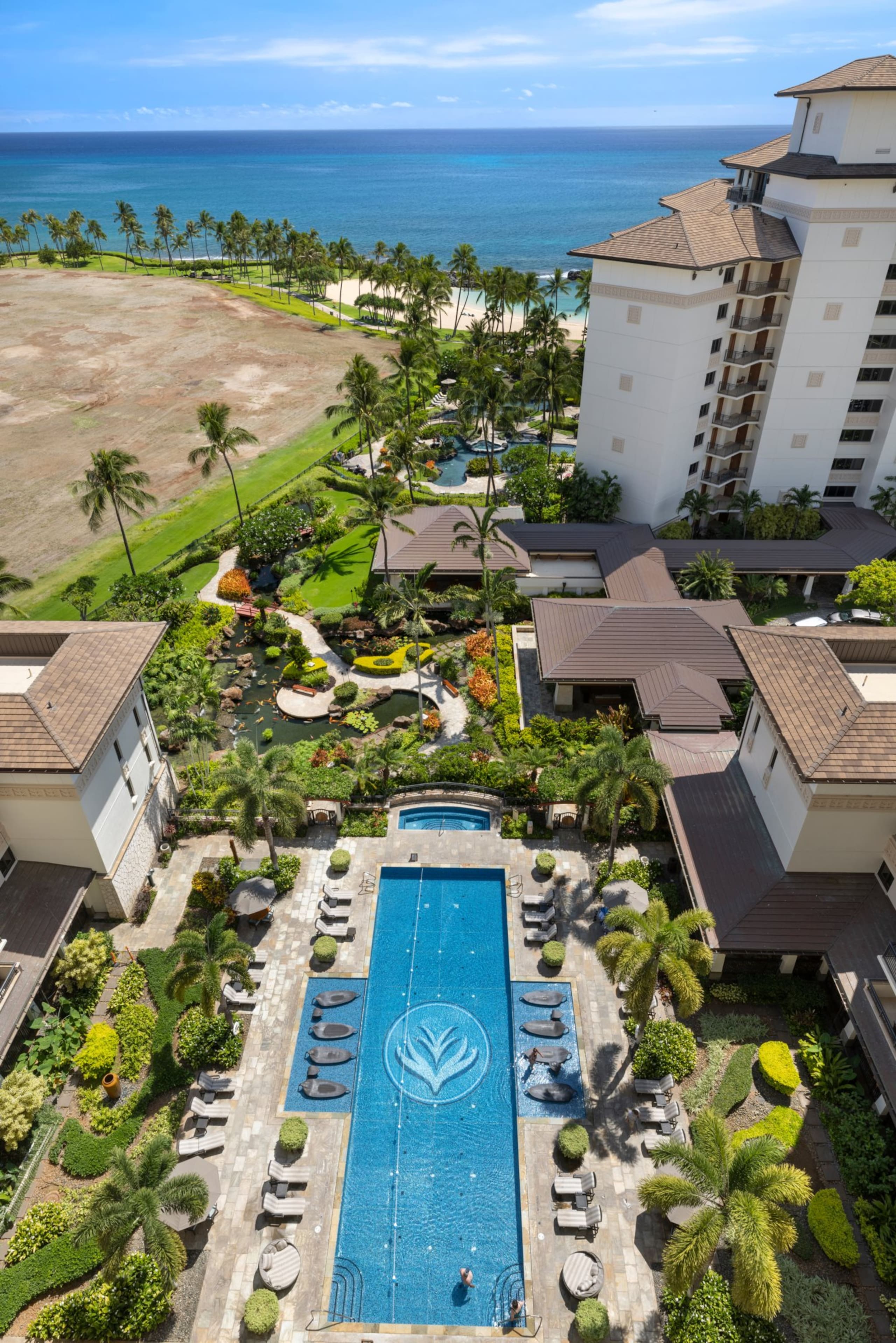 Villa in Honolulu County · ★4.89 · 2 bedrooms · 4 beds · 2 private baths - Image 15