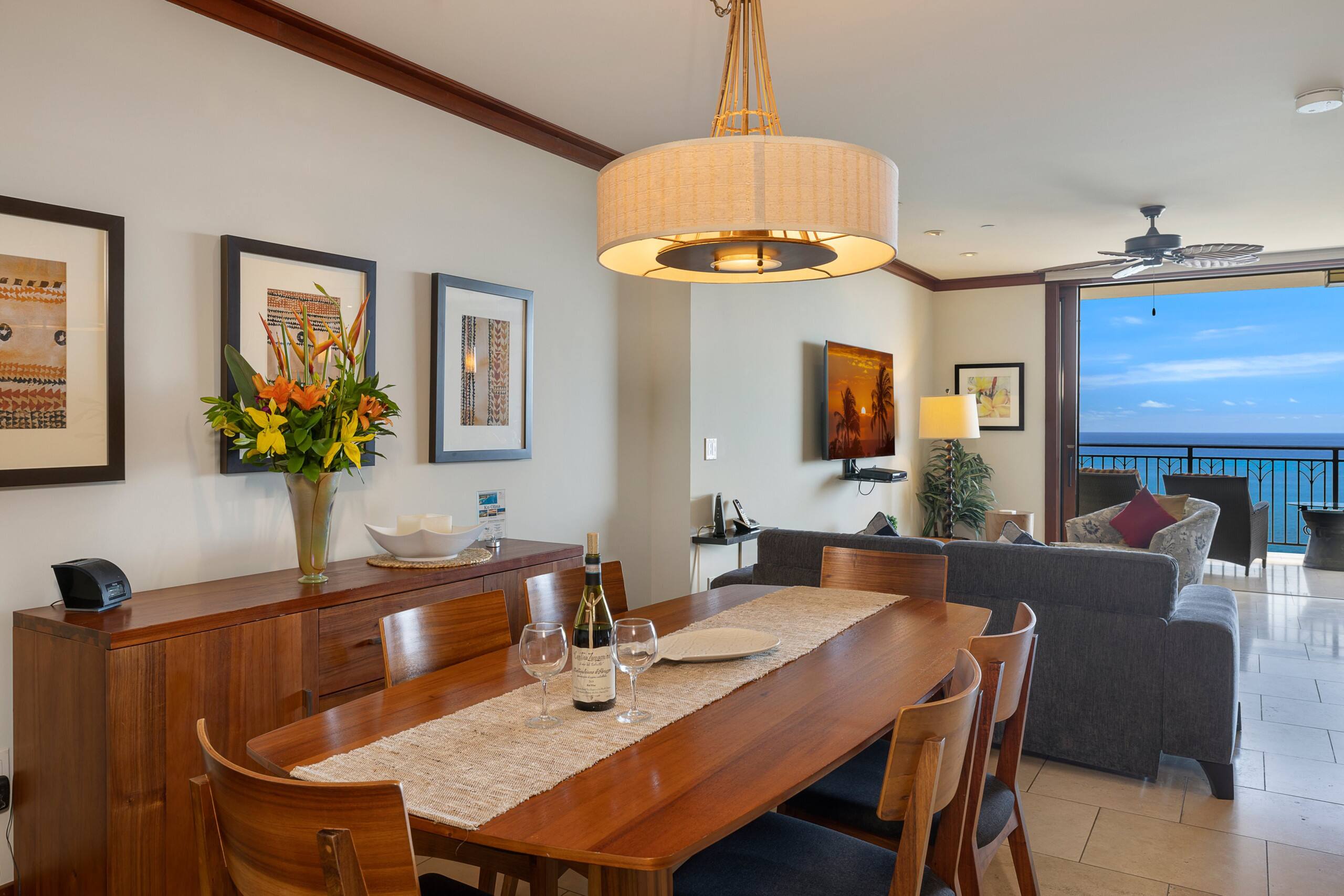 Villa in Honolulu County · ★4.89 · 2 bedrooms · 4 beds · 2 private baths - Image 8
