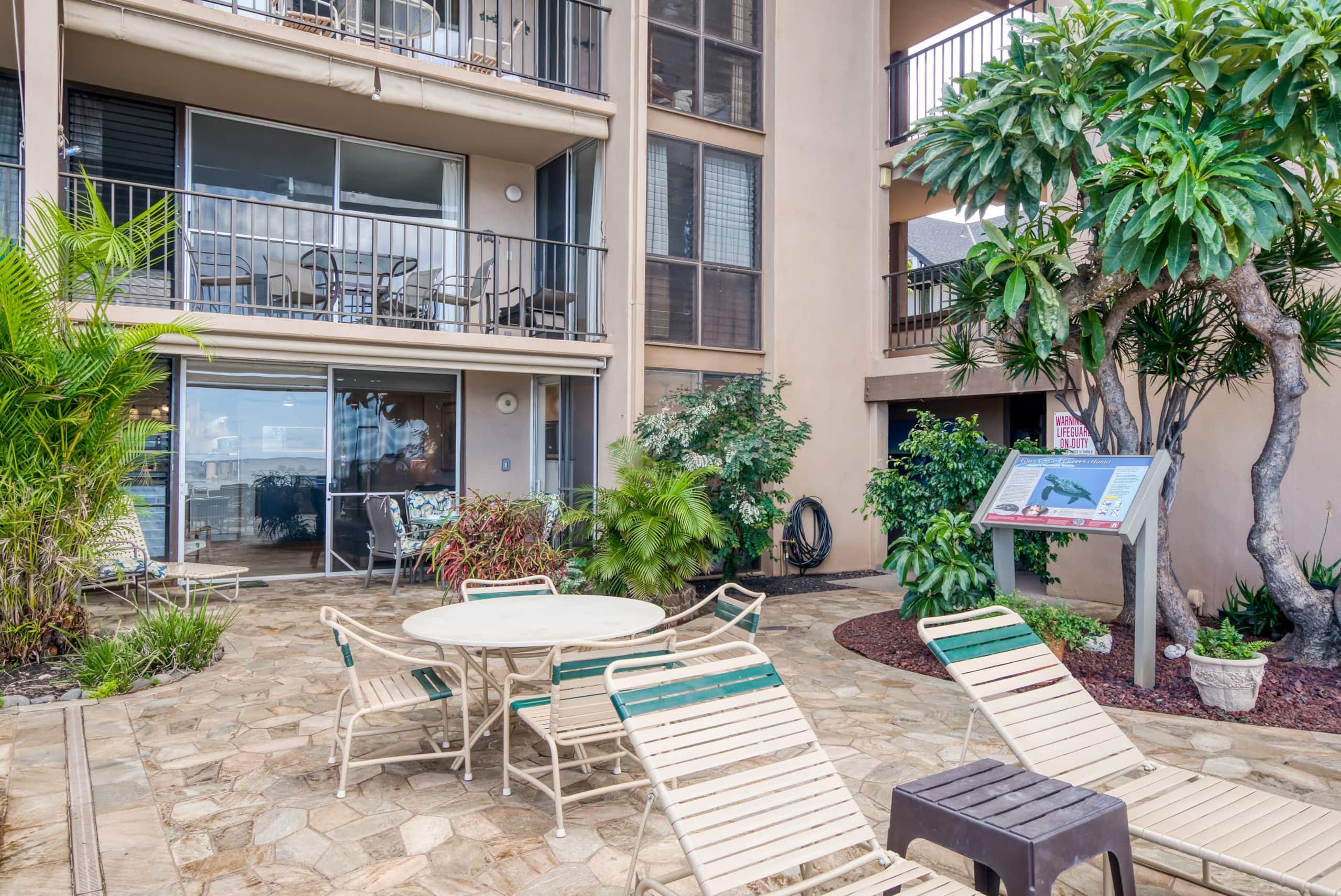 Condo in Lahaina · ★4.89 · 2 bedrooms · 3 beds · 2 shared baths - Image 40