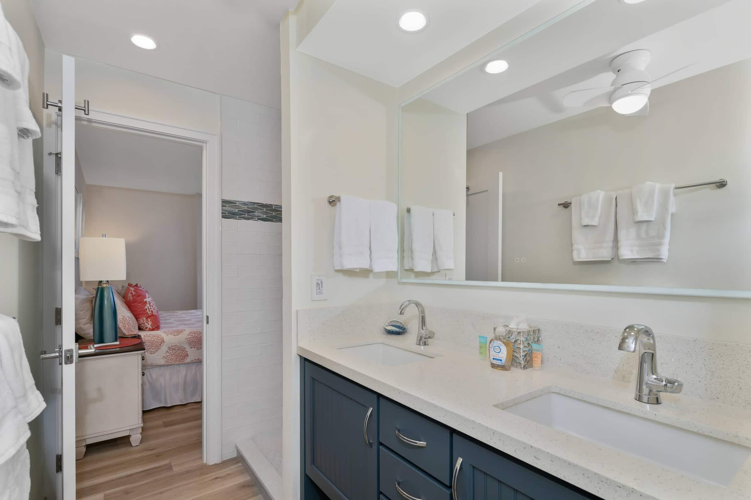 Condo in Lahaina · ★4.89 · 2 bedrooms · 3 beds · 2 shared baths - Image 31