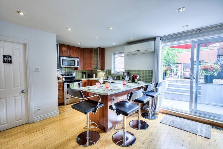 2 Floors Penthouse With Private Rooftop Terrace gallery image 2