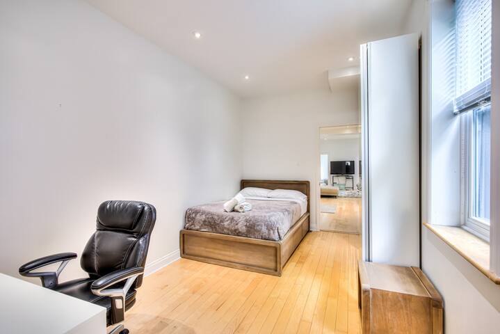 2 Floors Penthouse With Private Rooftop Terrace gallery image 5