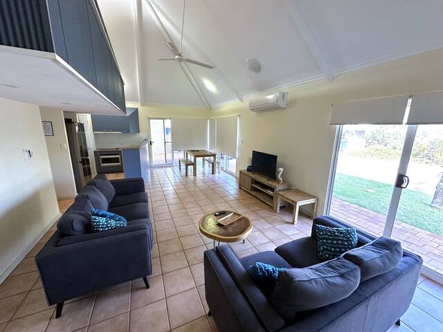 Osprey Holiday Village Unit 102 gallery image 2