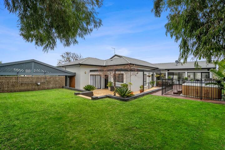 Darling Villa Biani in Sorrento with Spa