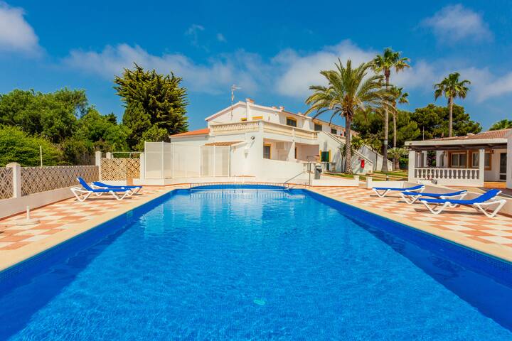 Apartamento en complejo de zonas ajardinadas-c11