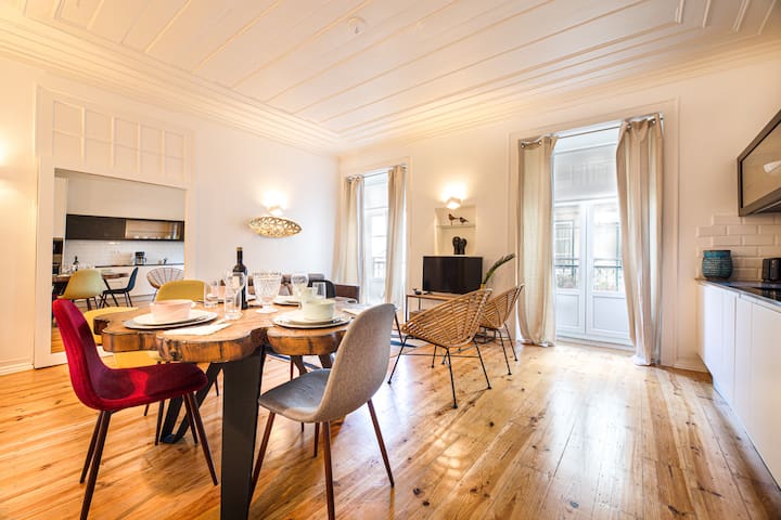 Fantastic & Inspiring Apartments 2 in 1 gallery image 2