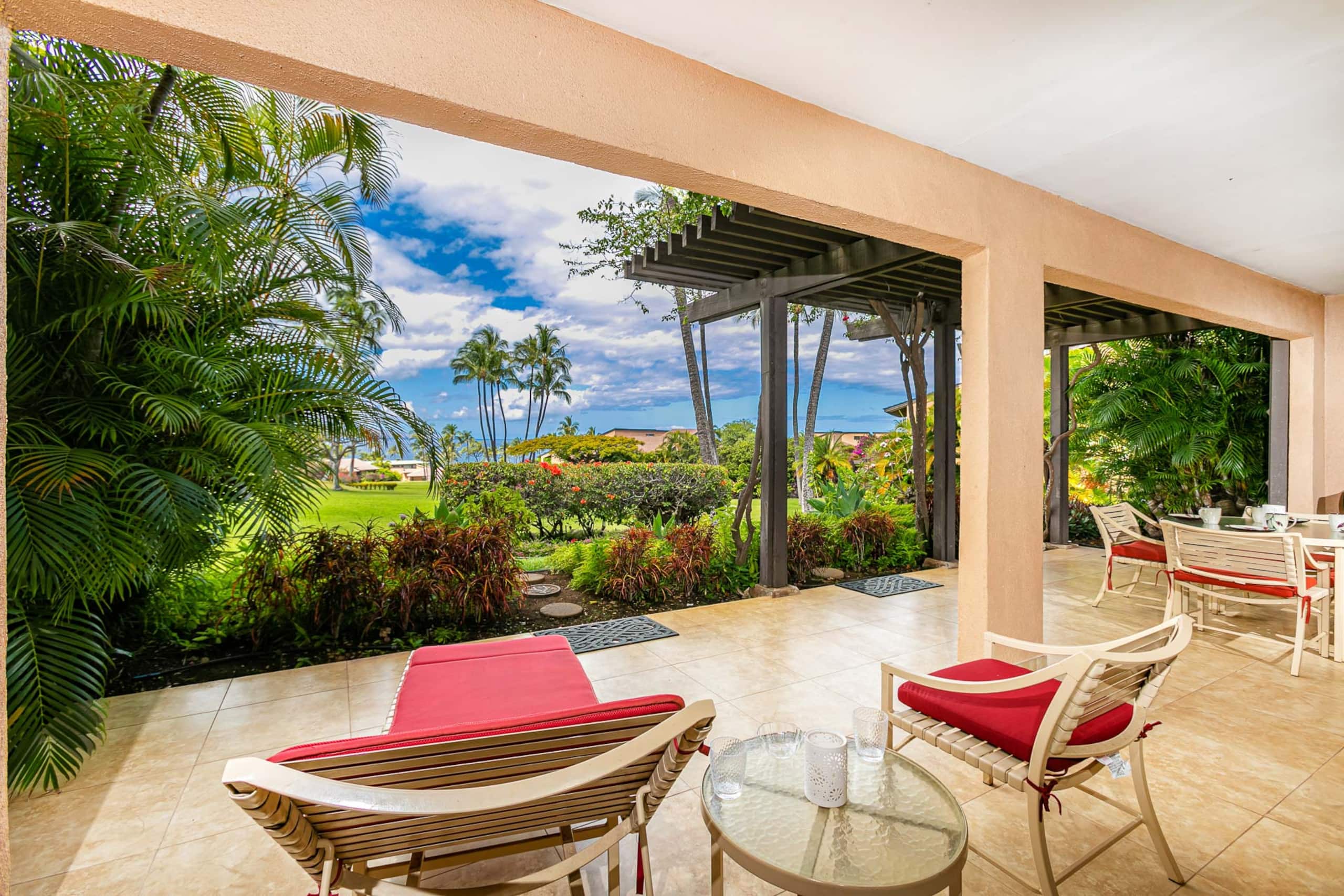 Condo in Kihei · ★4.71 · 1 bedroom · 2 beds · 2 baths - Image 1