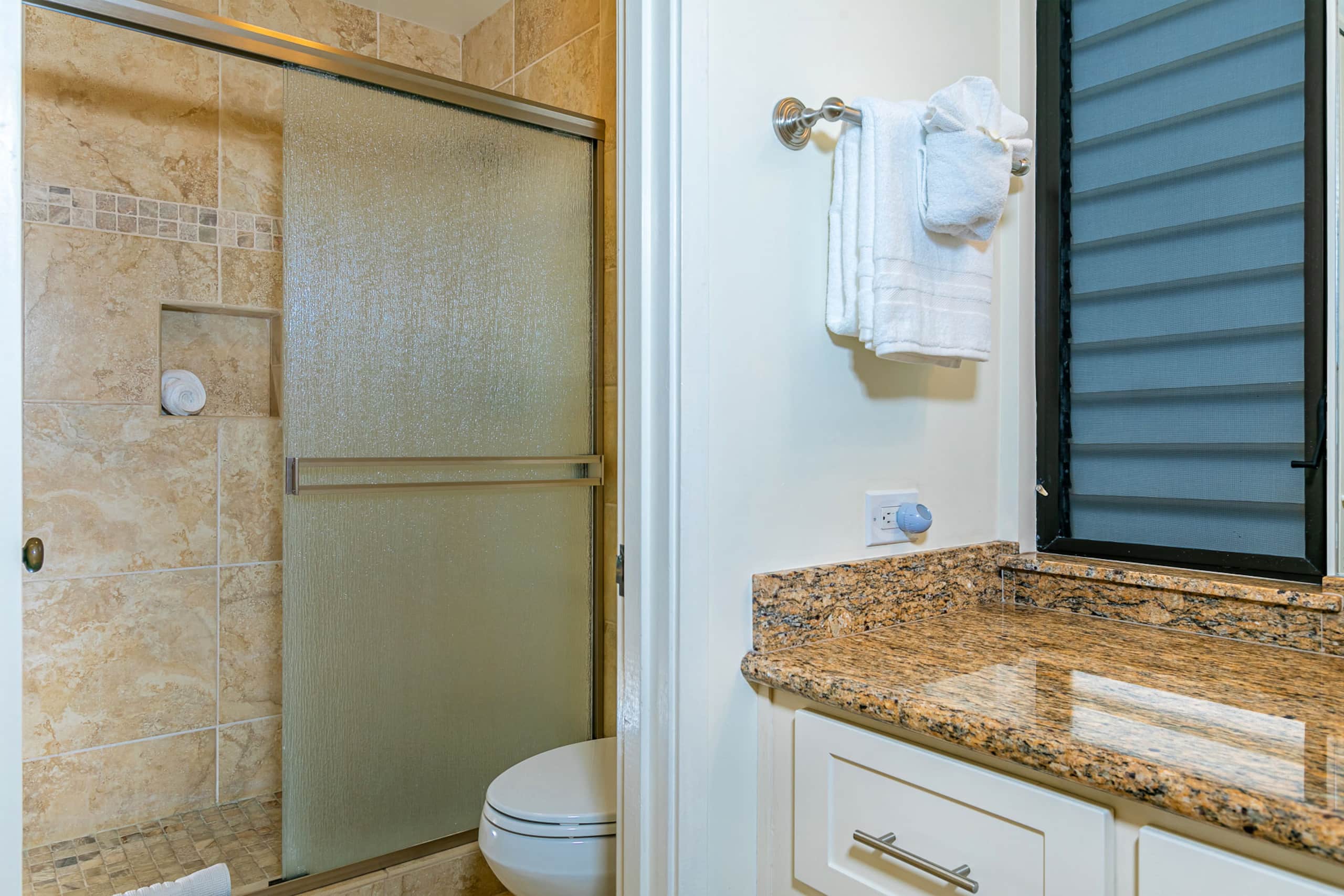 Condo in Kihei · ★4.71 · 1 bedroom · 2 beds · 2 baths - Image 22