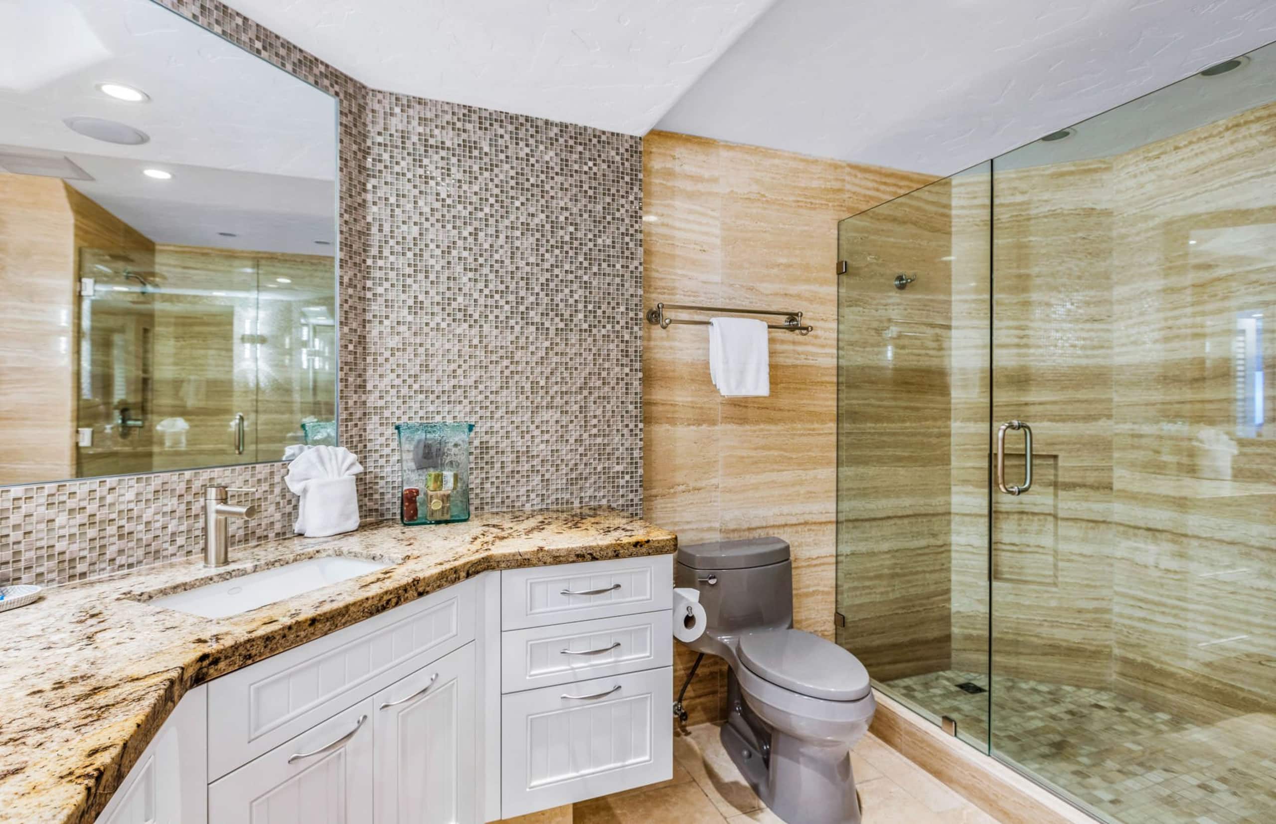 Condo in Lahaina · ★5.0 · 2 bedrooms · 3 beds · 2 baths - Image 23