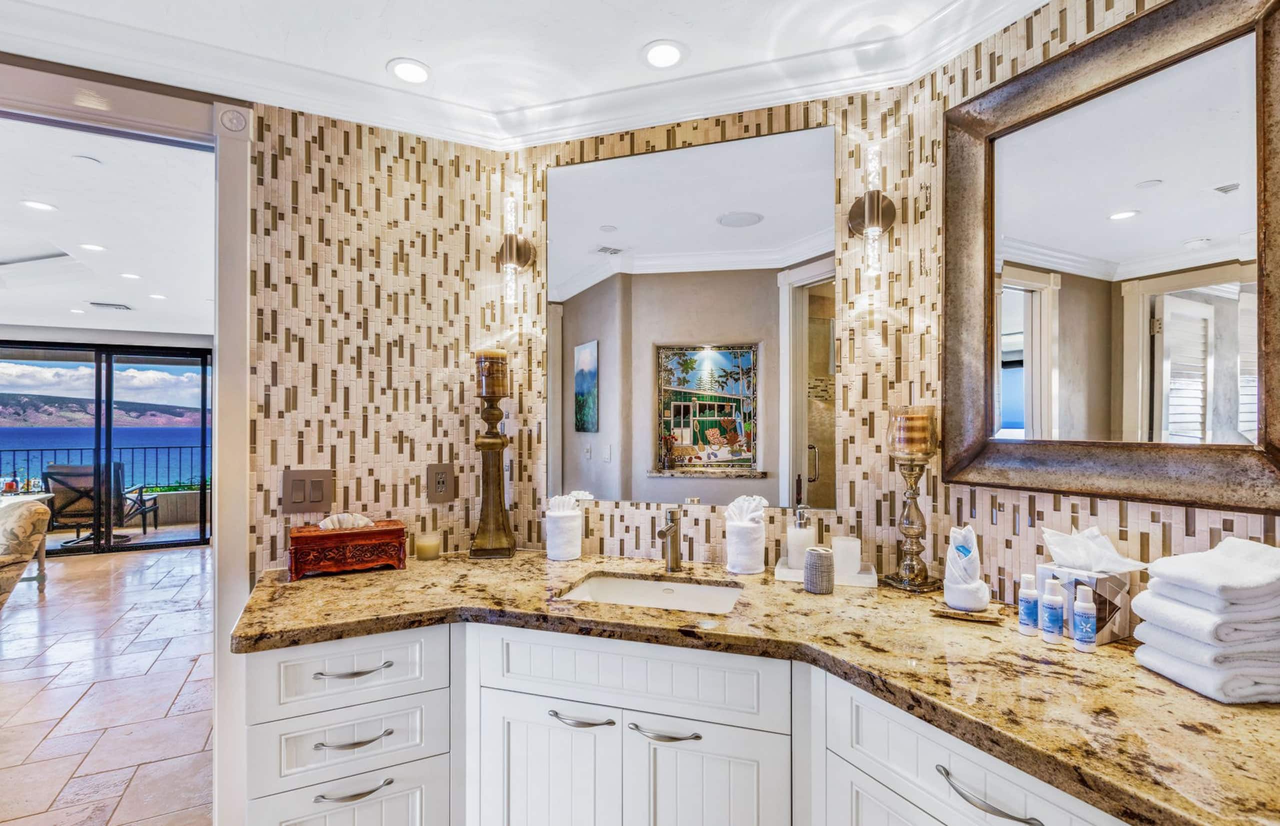 Condo in Lahaina · ★5.0 · 2 bedrooms · 3 beds · 2 baths - Image 28