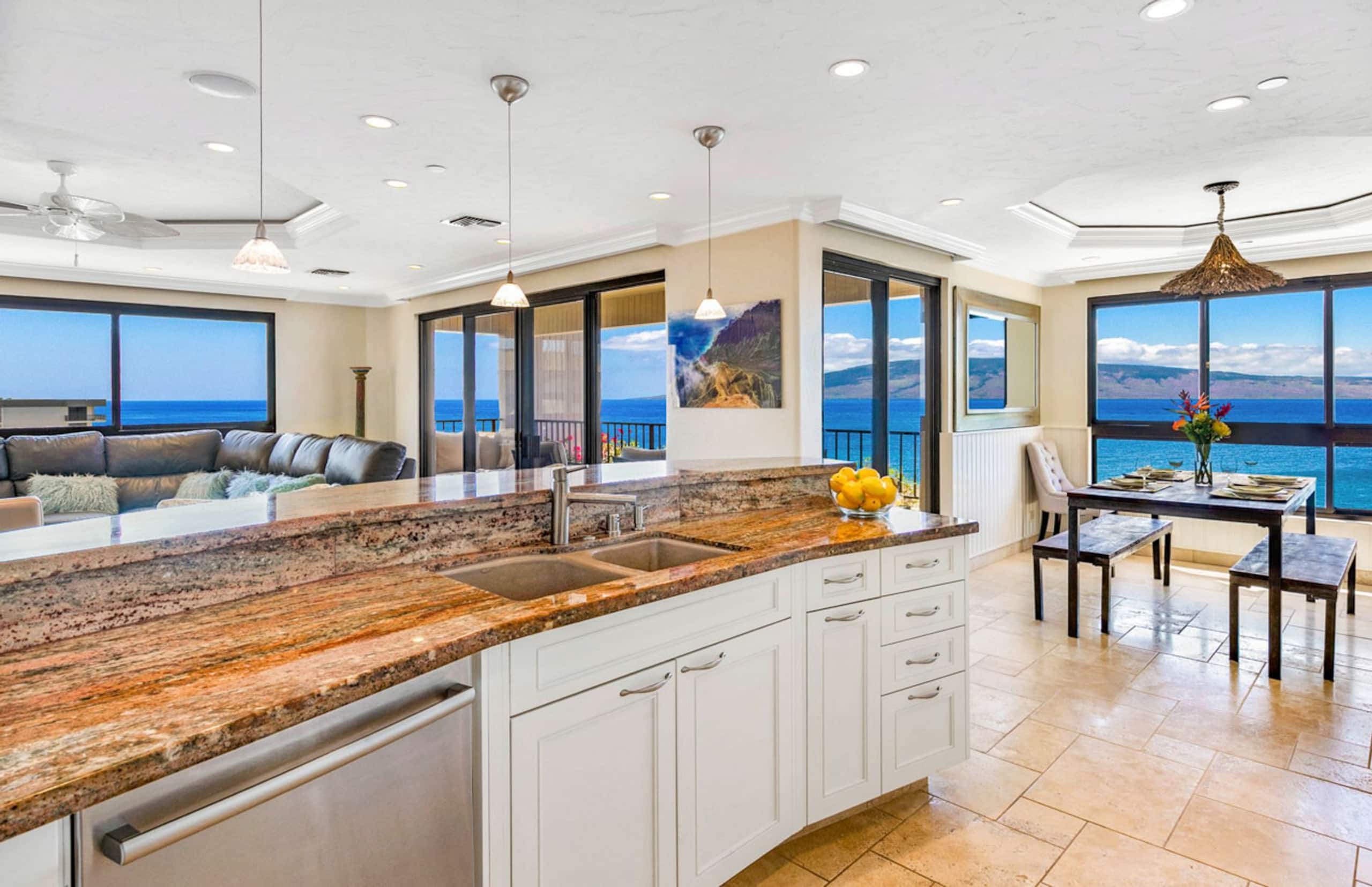 Condo in Lahaina · ★5.0 · 2 bedrooms · 3 beds · 2 baths - Image 7
