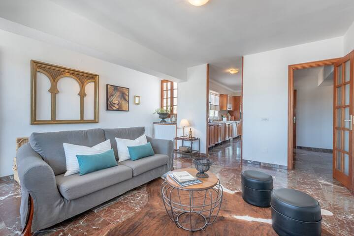 Bennassar 2 gallery image 5