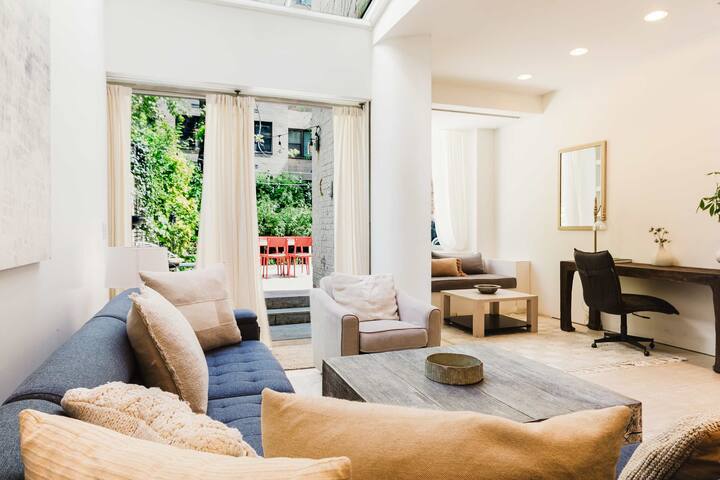 The Diplomat #1 – Boutique Designer Duplex gallery image 3