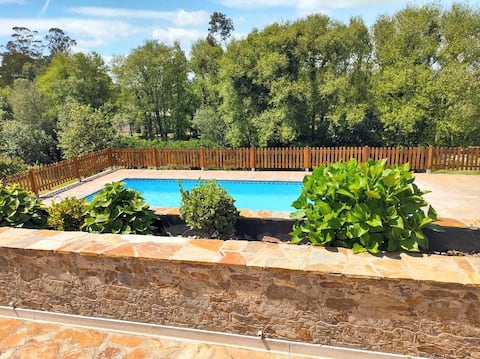 Apartamento 5: Modern design, with pool and garden