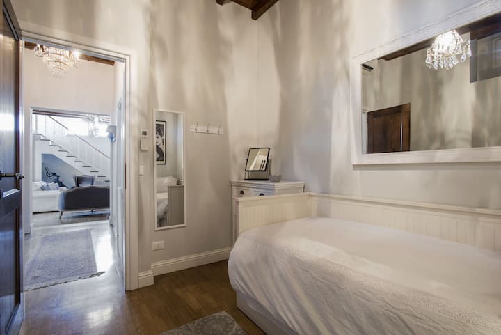 غرفة النوم 2