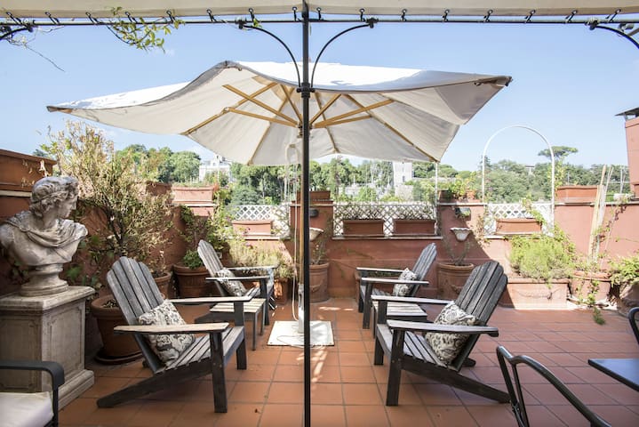 TreasureRome Spanish Steps Terrace 3br