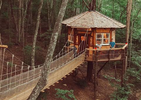 Treehouse w/Full Disc Golf Course~Dog Friendly