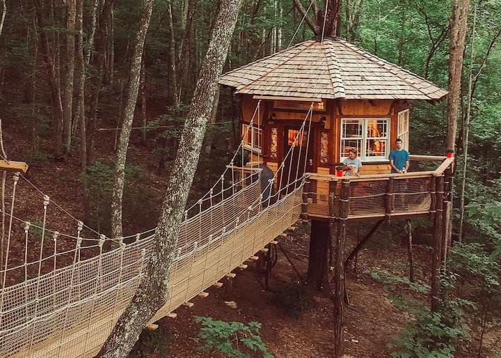 Treehouse w/Full Disc Golf Course~Dog Friendly - Treehouses for Rent in ...