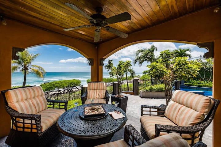 Tropical Vacations managed Airbnb listing 1