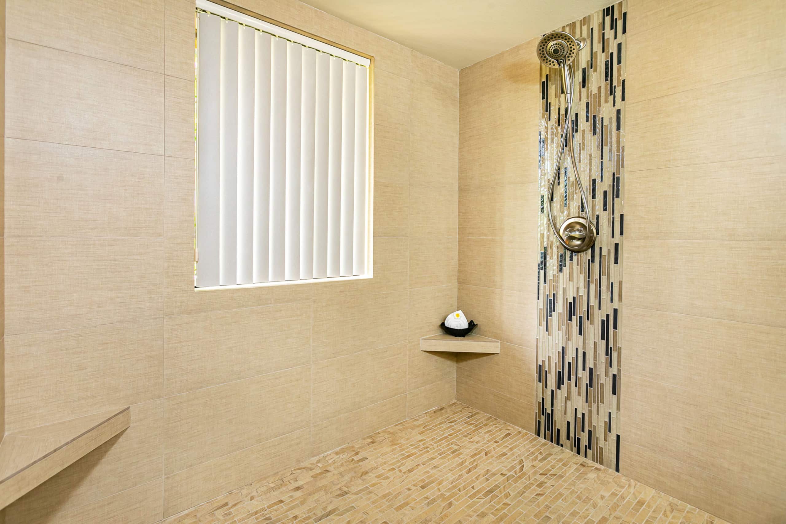 Condo in Kihei · ★5.0 · 2 bedrooms · 3 beds · 2 baths - Image 18